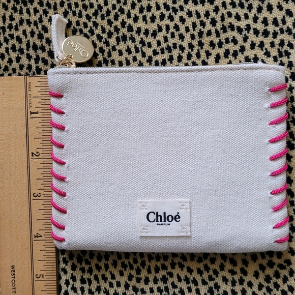 Chloé White and Pink Cosmetic Bag - Picture 4 of 5
